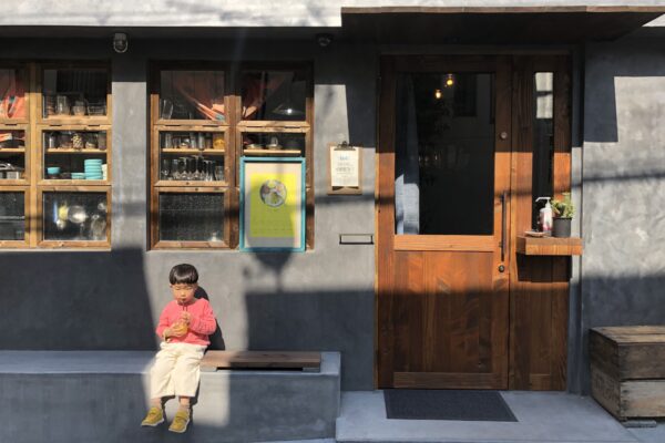 スタッフブログに【スタッフ目線・田口】 ”実は、店舗デザインの方が…” を追加しました。