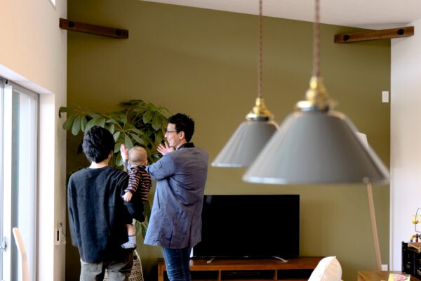 ものがたりに「街を巡ることから始まるものがたり」を追加しました。